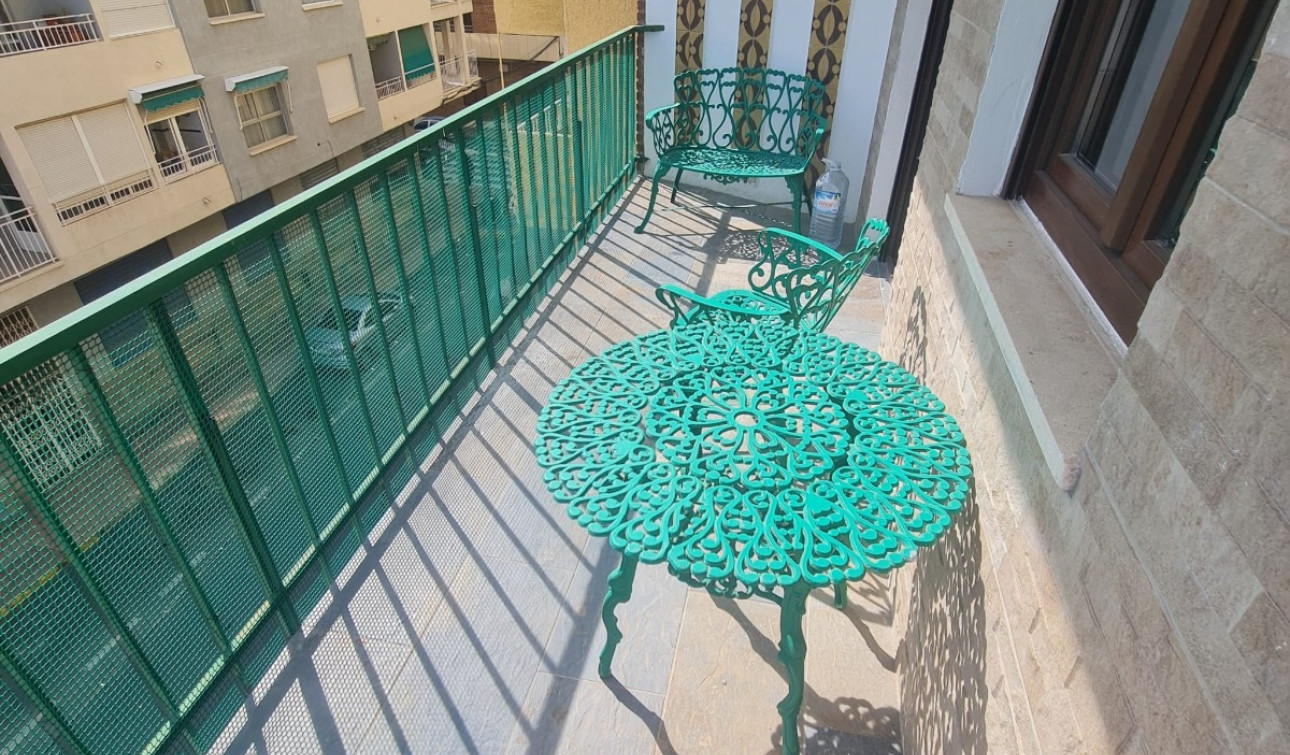 Revente - Appartement - Torrevieja - Acequion
