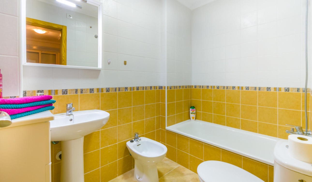 Revente - Appartement - Torrevieja - Acequion