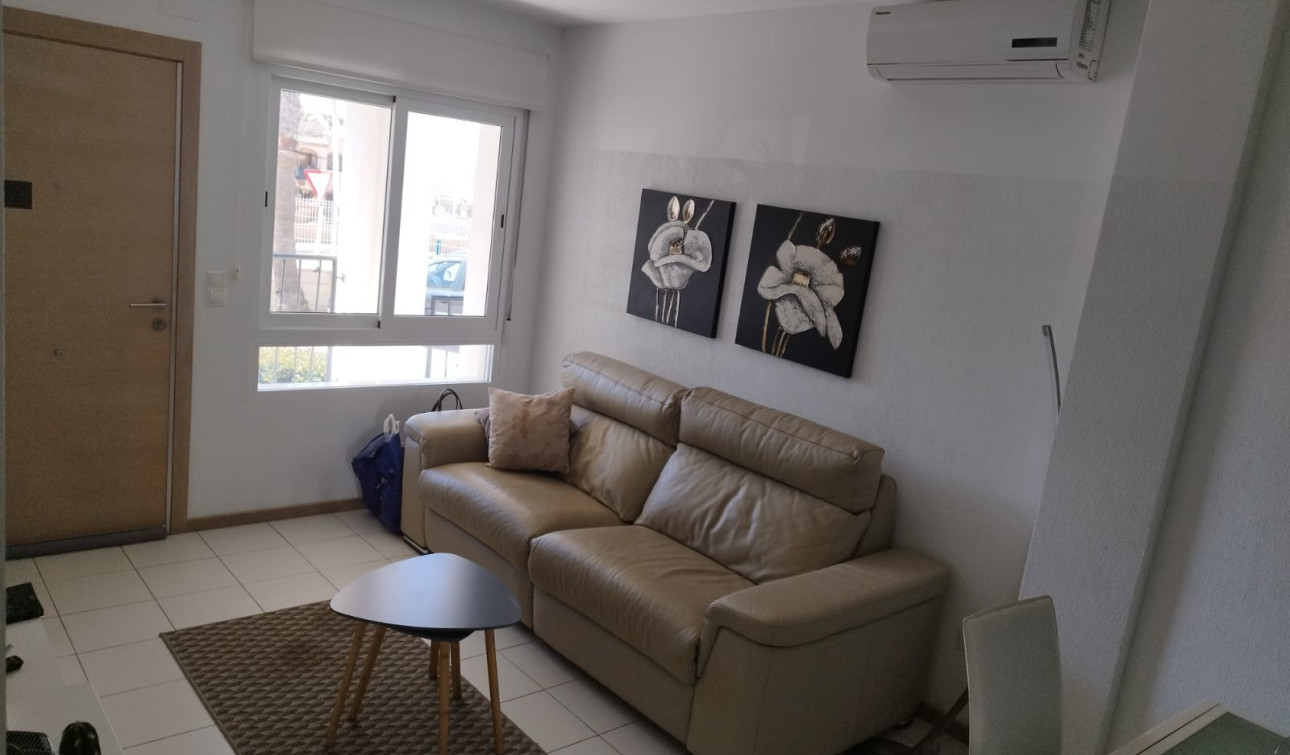 Revente - Appartement - Torrevieja - Aguas Nuevas