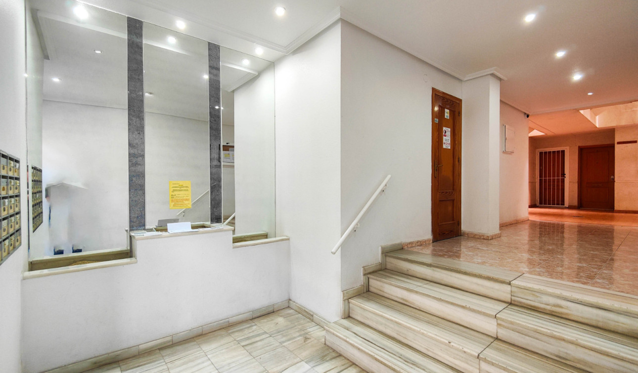 Revente - Appartement - Torrevieja - Antonio Machado
