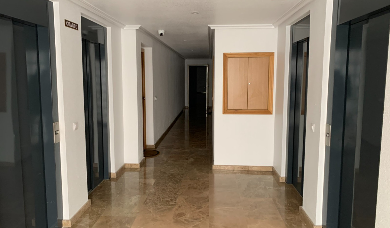 Revente - Appartement - Torrevieja - Center