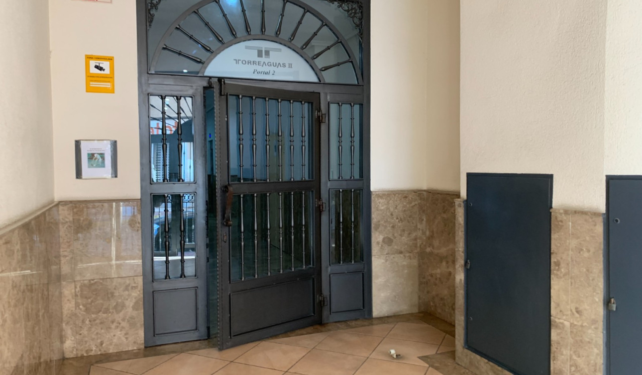 Revente - Appartement - Torrevieja - Center