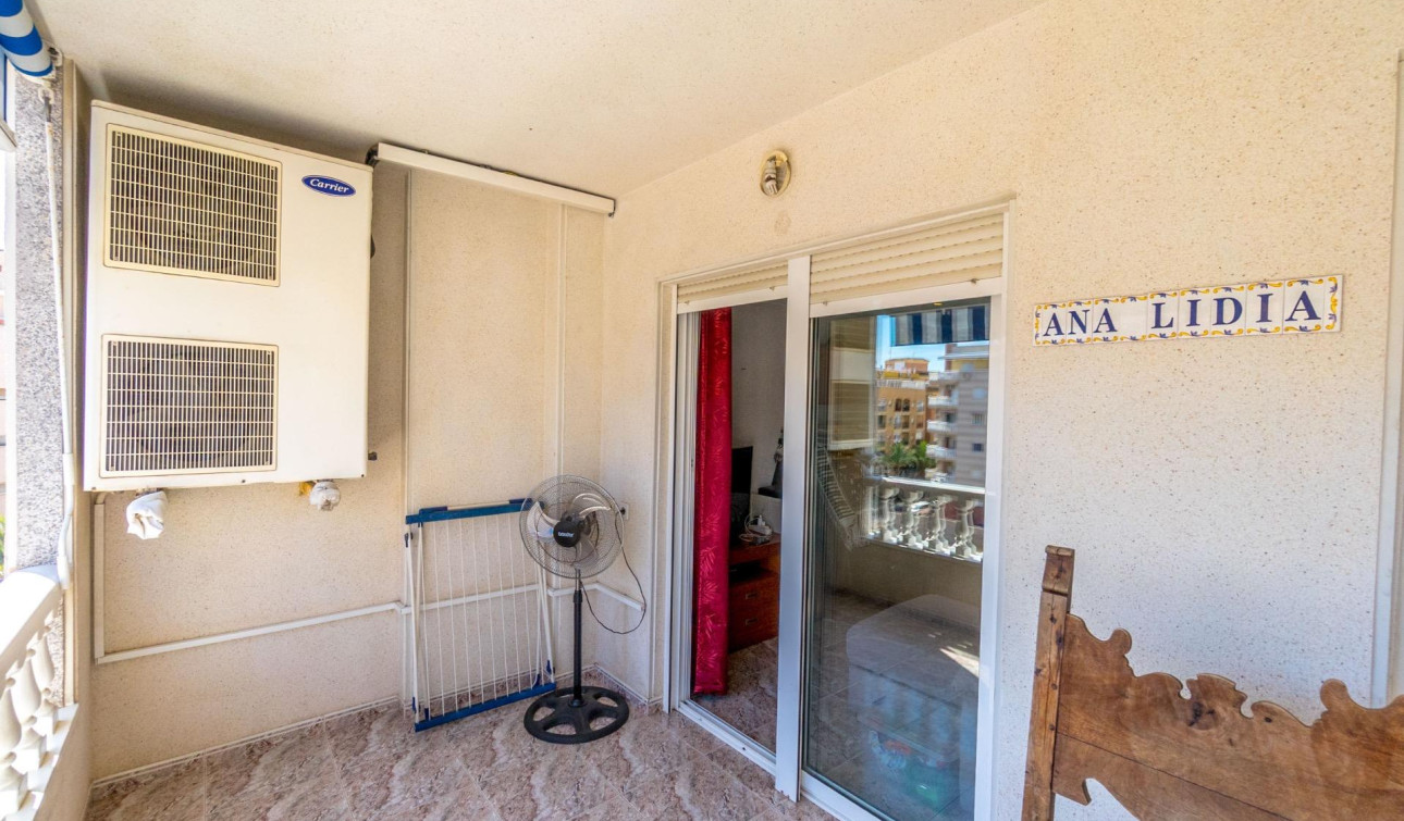 Revente - Appartement - Torrevieja - Centro