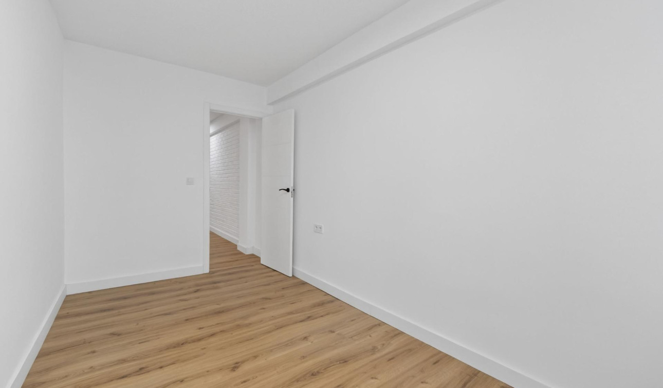 Revente - Appartement - Torrevieja - Centro