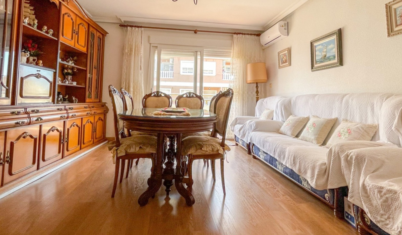 Revente - Appartement - Torrevieja - El Acequión - Los Náufragos