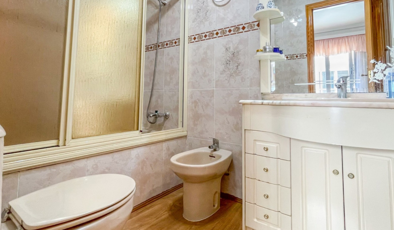 Revente - Appartement - Torrevieja - El Acequión - Los Náufragos