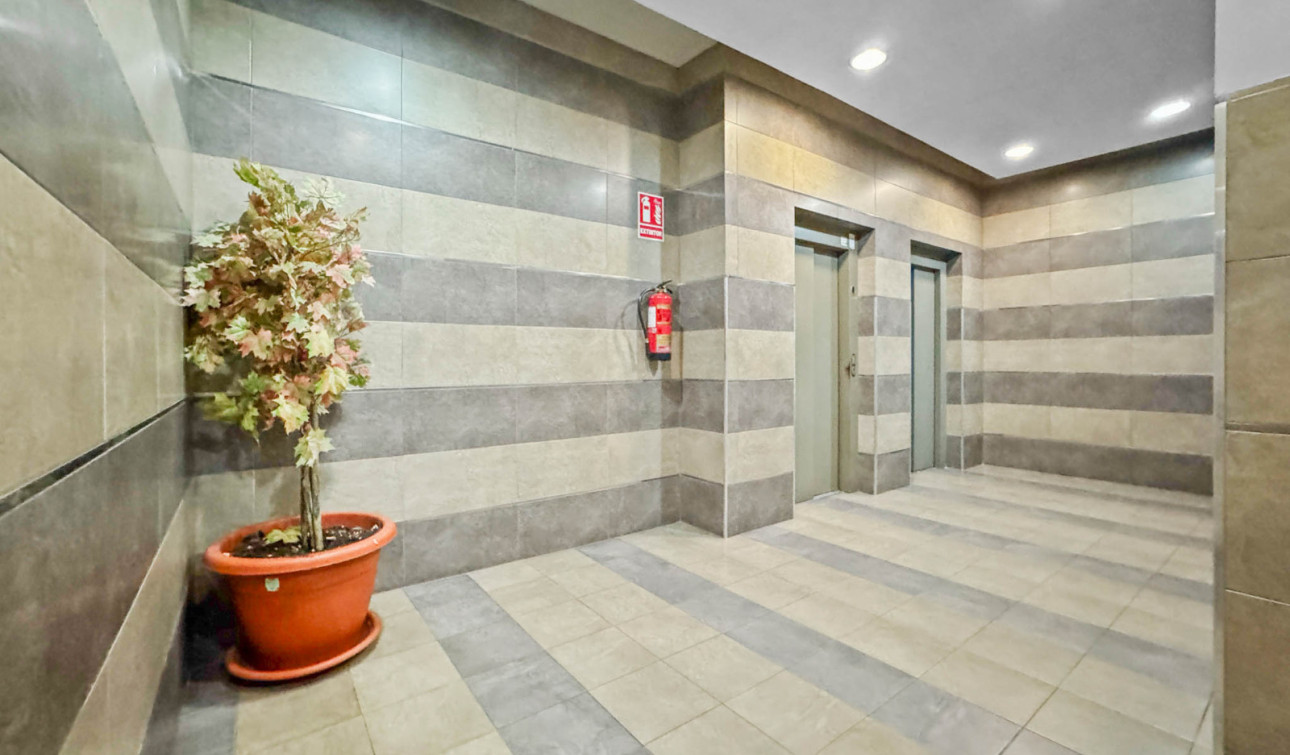 Revente - Appartement - Torrevieja - El Molino