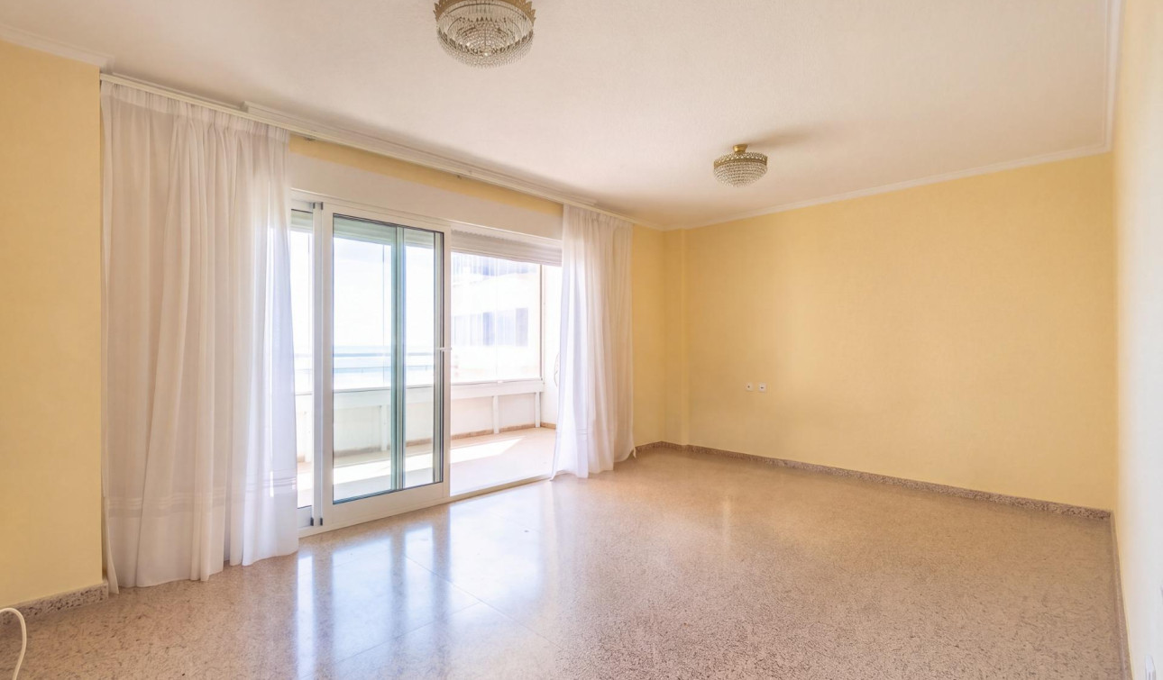 Revente - Appartement - Torrevieja - La Mata pueblo