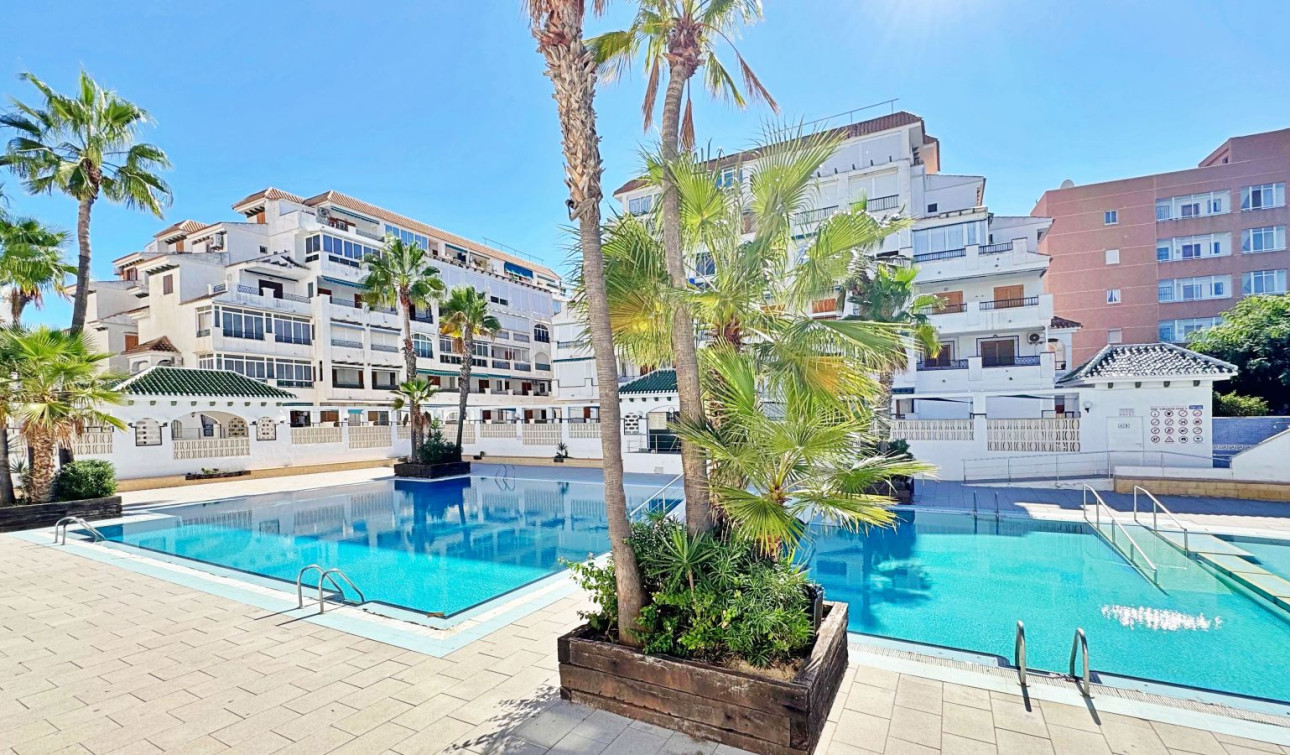 Revente - Appartement - Torrevieja - La Mata