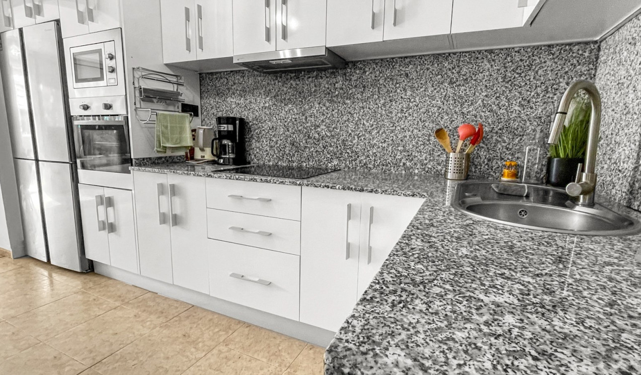 Revente - Appartement - Torrevieja - La Siesta - El Salado -  Torreta