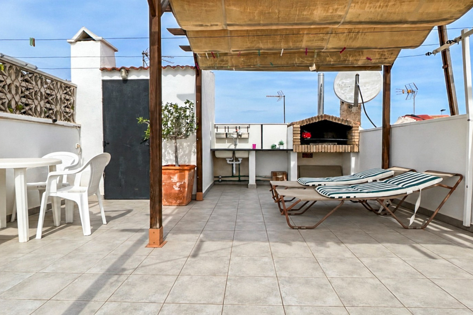 Revente - Appartement - Torrevieja - La Siesta - El Salado -  Torreta