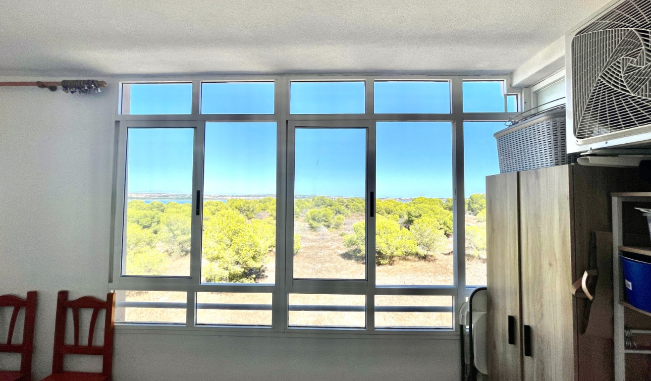 Revente - Appartement - Torrevieja - La Siesta