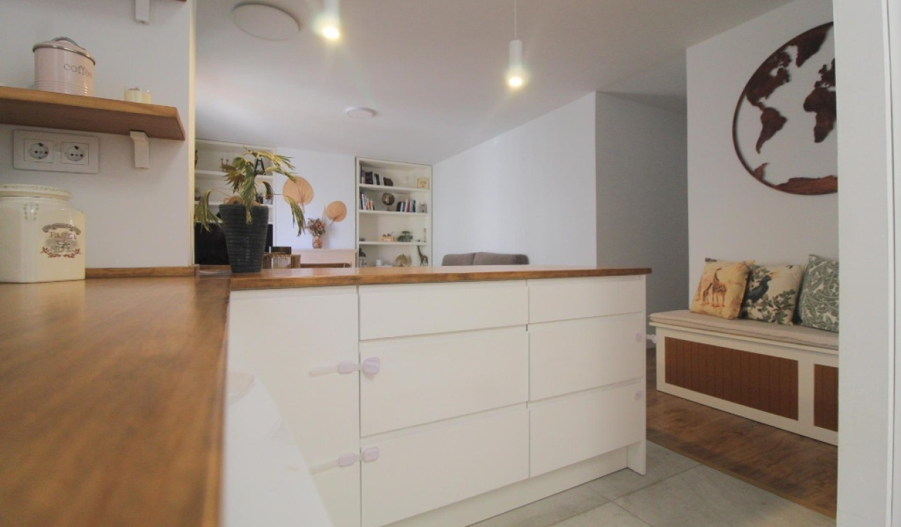 Revente - Appartement - Torrevieja - La Veleta