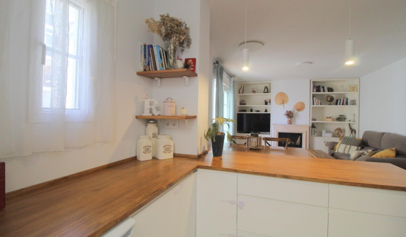 Revente - Appartement - Torrevieja - La Veleta