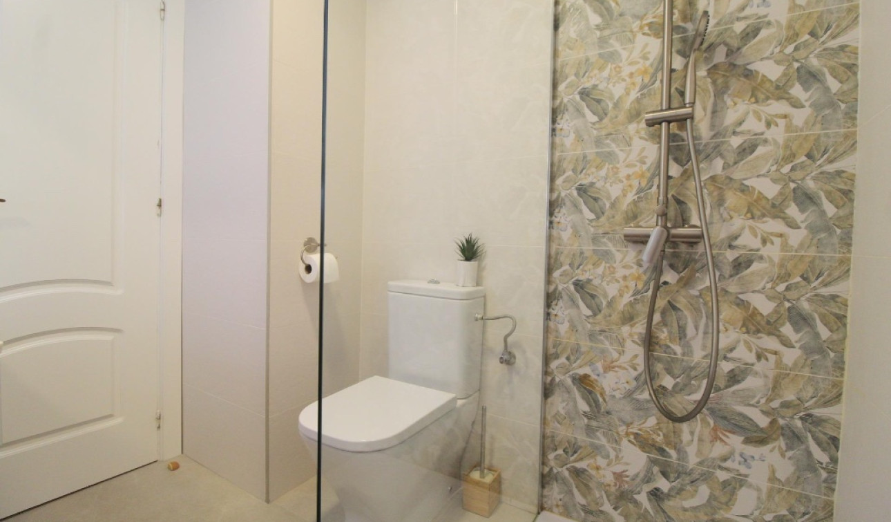 Revente - Appartement - Torrevieja - La Veleta