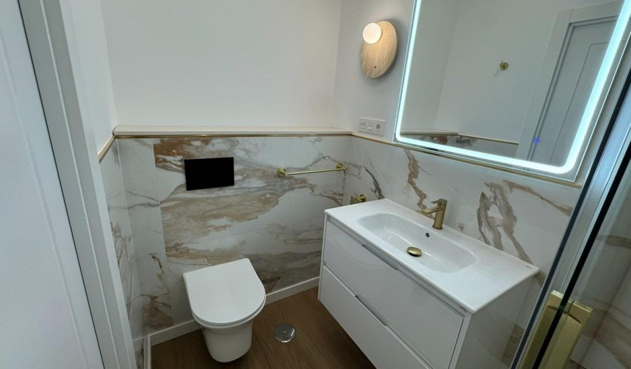 Revente - Appartement - Torrevieja - Punta prima