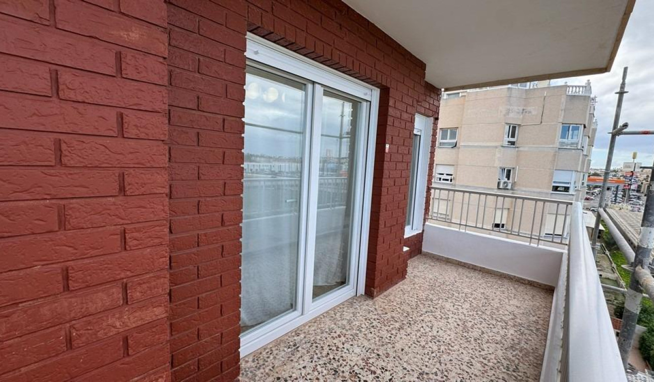 Revente - Appartement - Torrevieja - Punta prima