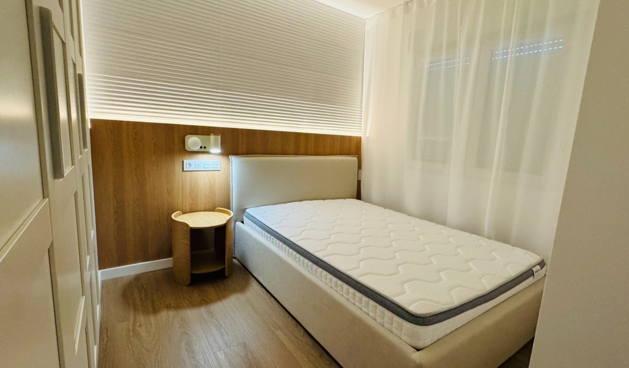 Revente - Appartement - Torrevieja - Punta Prima