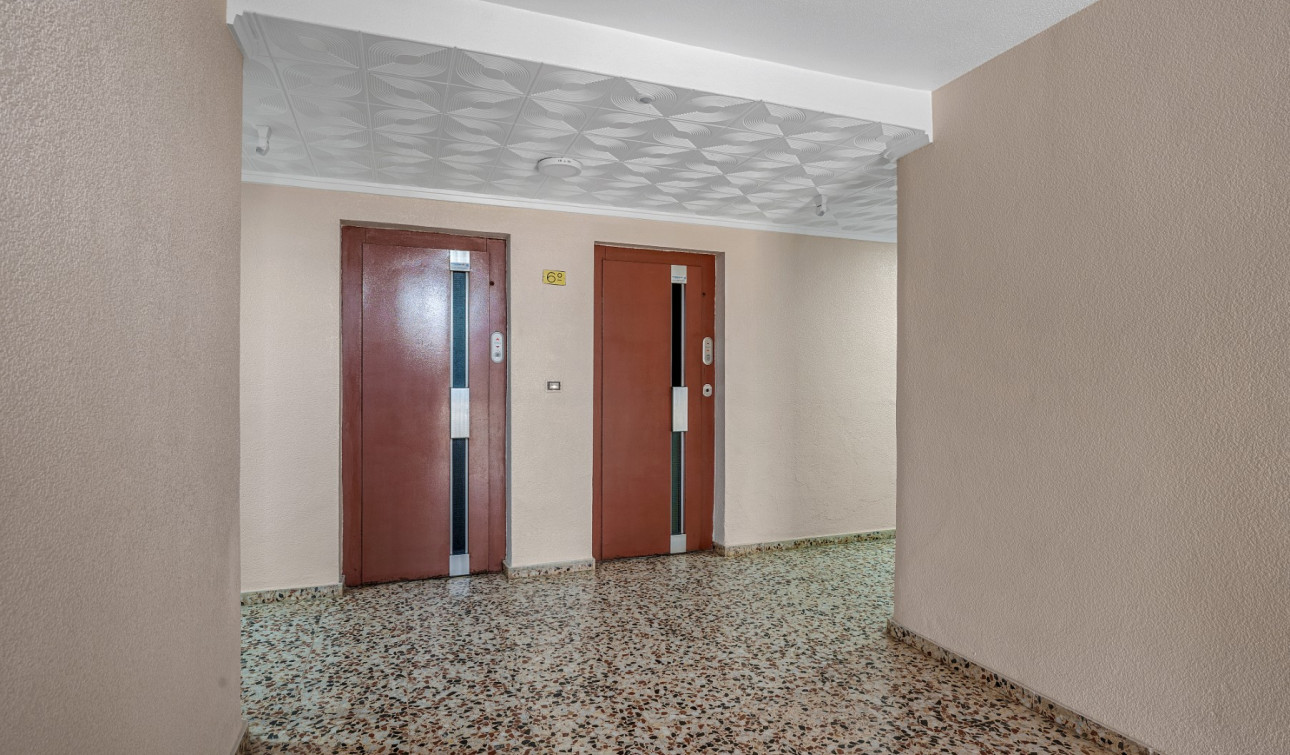Revente - Appartement - Torrevieja - Punta Prima