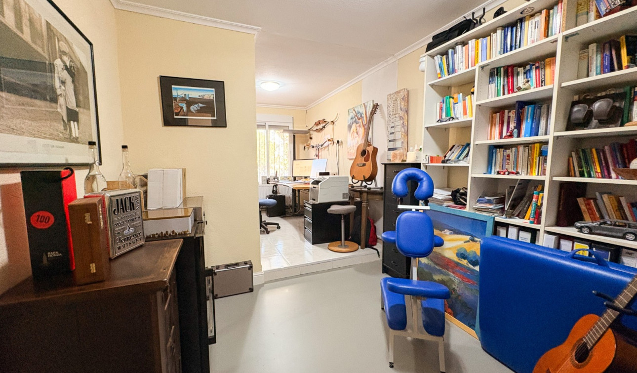 Revente - Finca / Propriété de campagne - Crevillente