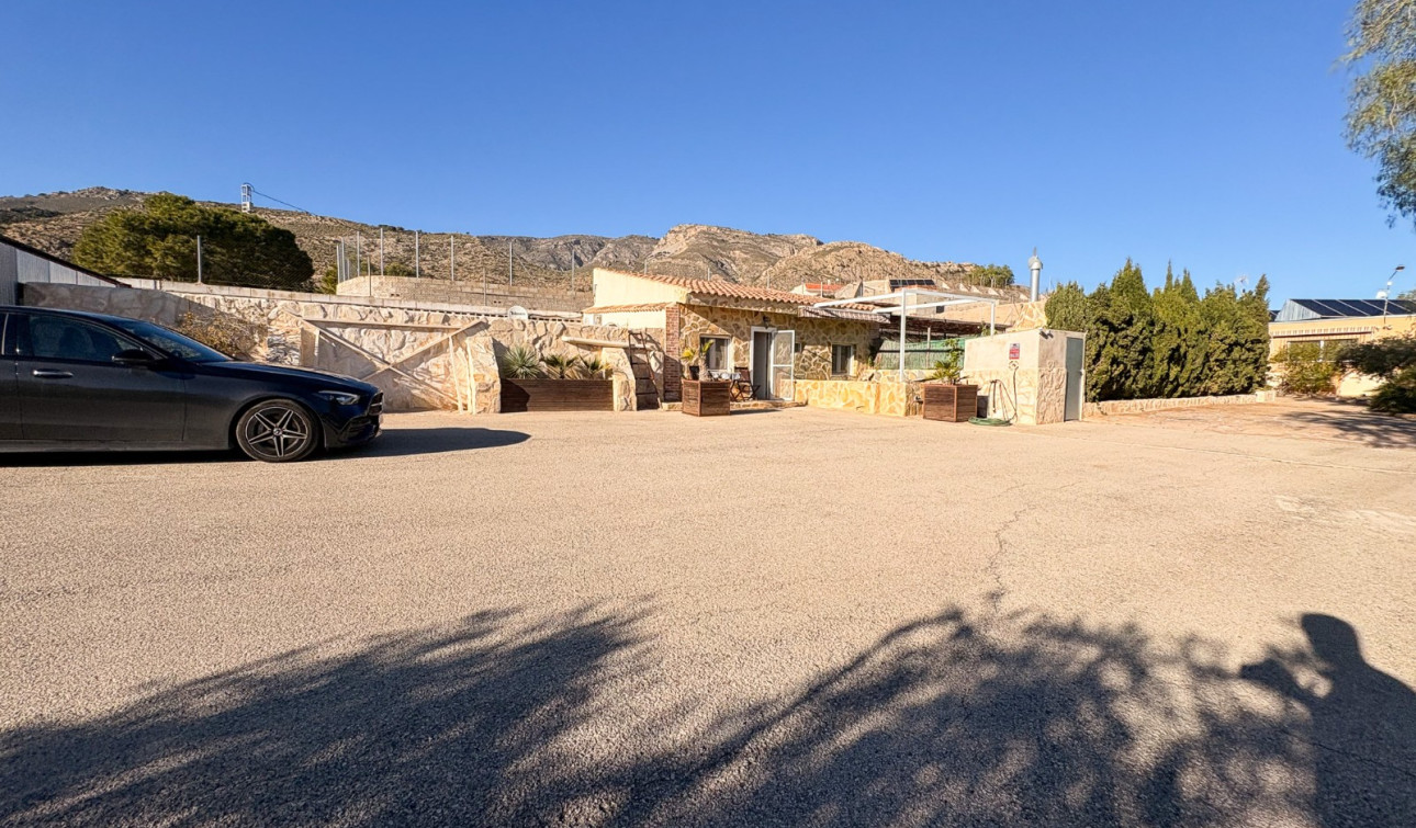 Revente - Finca / Propriété de campagne - Crevillente