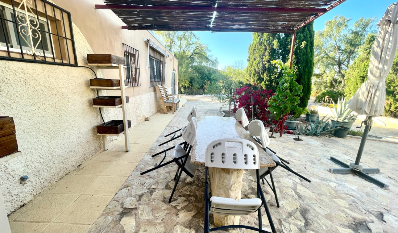 Revente - Finca / Propriété de campagne - Crevillente