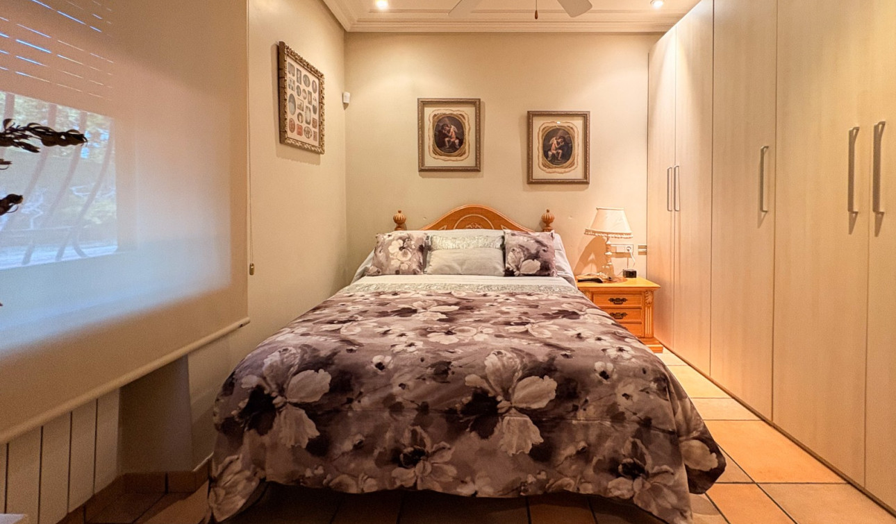 Revente - Finca / Propriété de campagne - Elche - Altzabares Alto