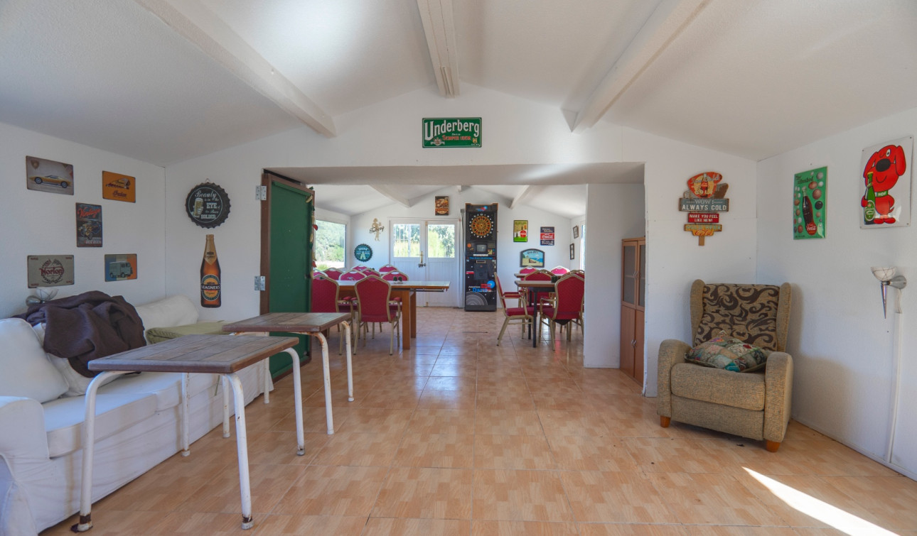 Revente - Finca / Propriété de campagne - Los Montesinos