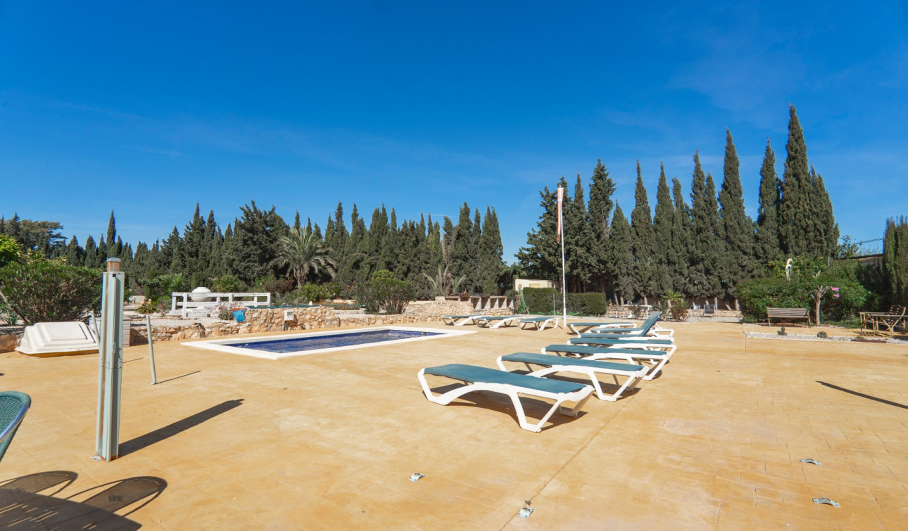 Revente - Finca / Propriété de campagne - Los Montesinos