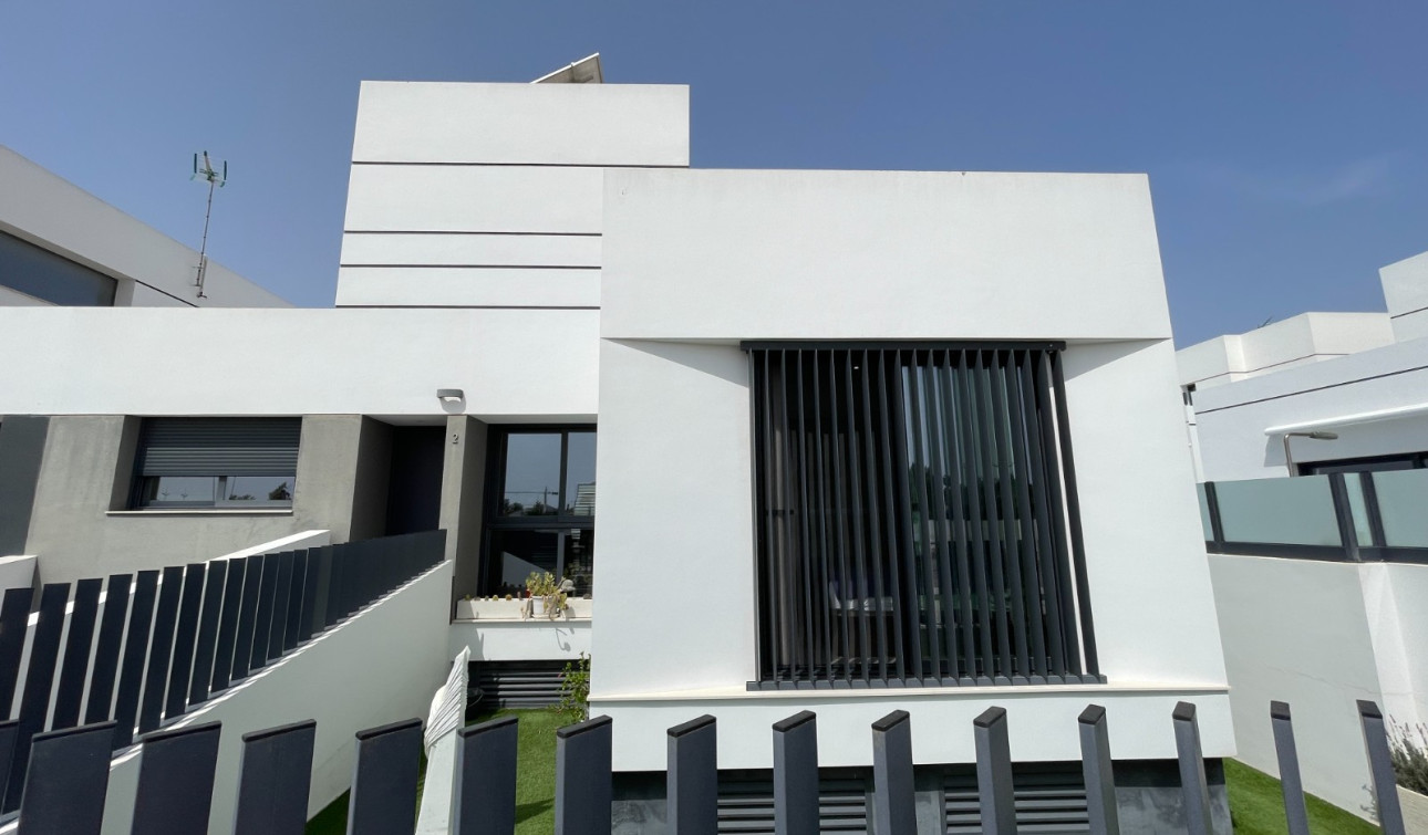 Revente - Maison de ville - Dolores - Alicante