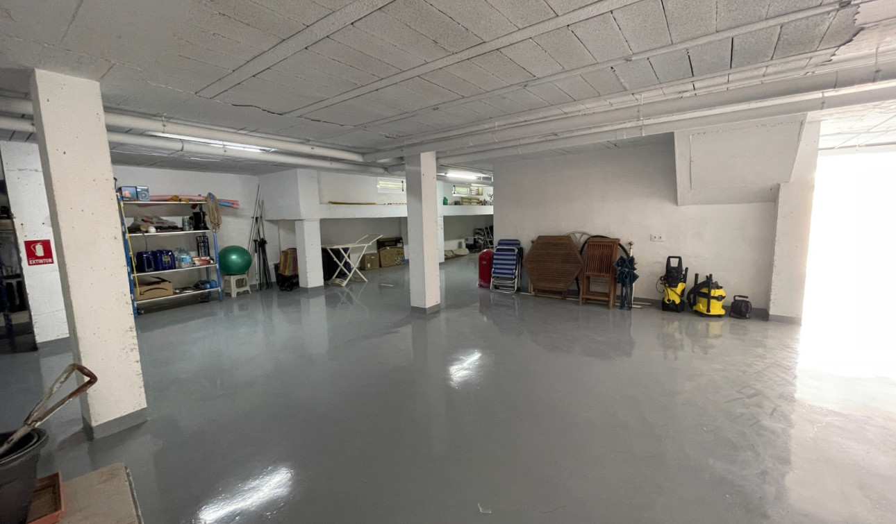 Revente - Maison de ville - Dolores - Alicante