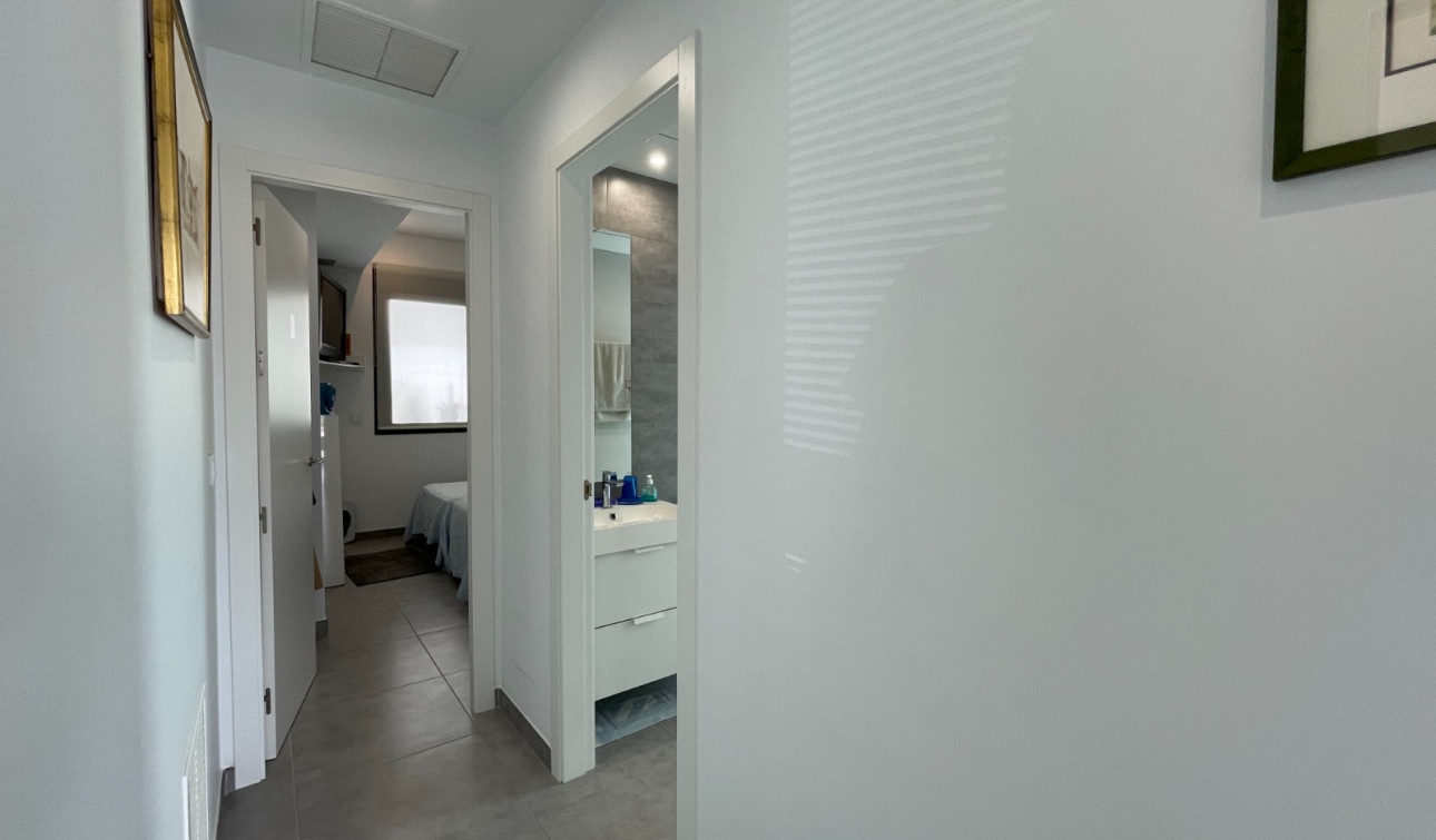 Revente - Maison de ville - Dolores - Alicante