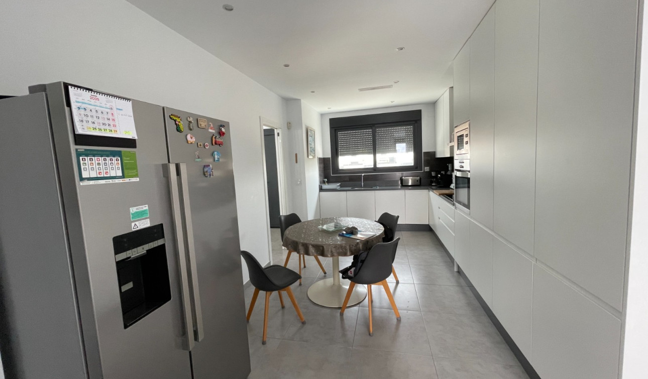 Revente - Maison de ville - Dolores - Alicante