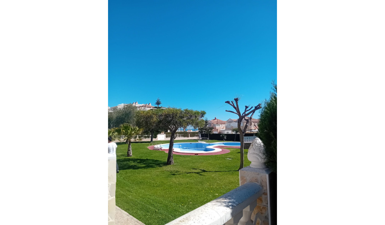 Revente - Maison de ville - La Mata