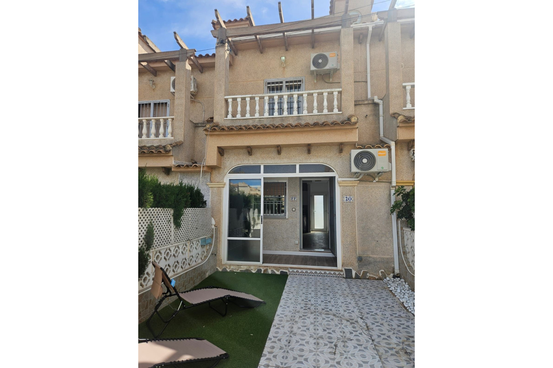 Revente - Maison de ville - La Mata