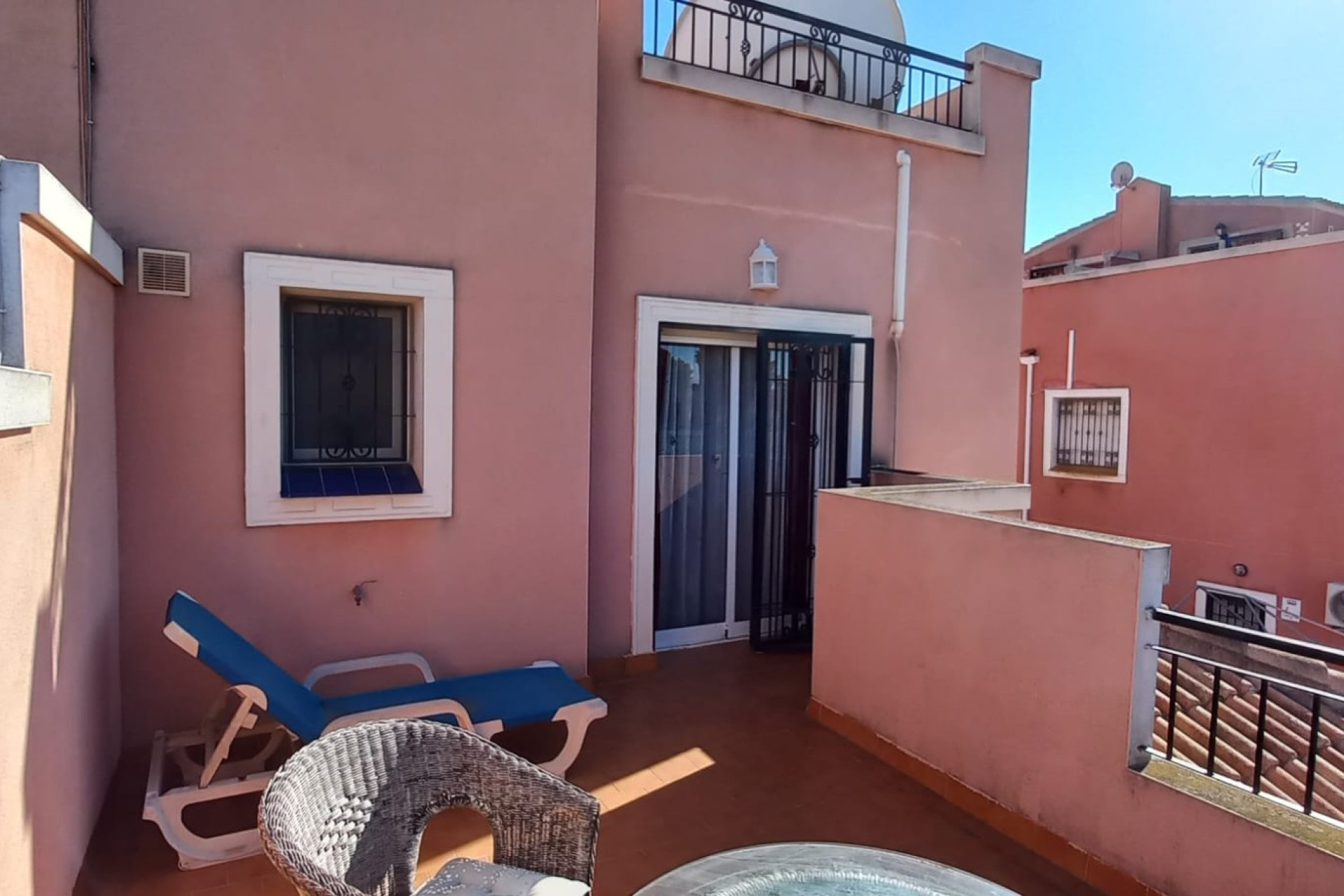 Revente - Maison de ville - Los Montesinos - La Herrada