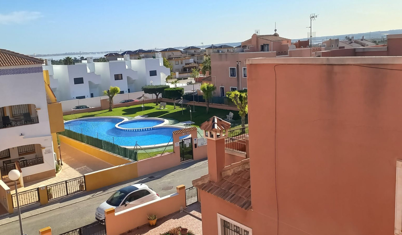 Revente - Maison de ville - Los Montesinos - La Herrada