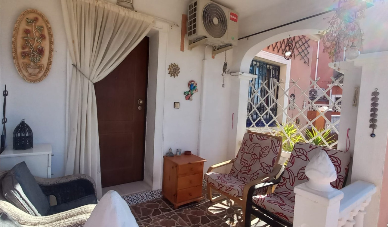 Revente - Maison de ville - Los Montesinos - La Herrada