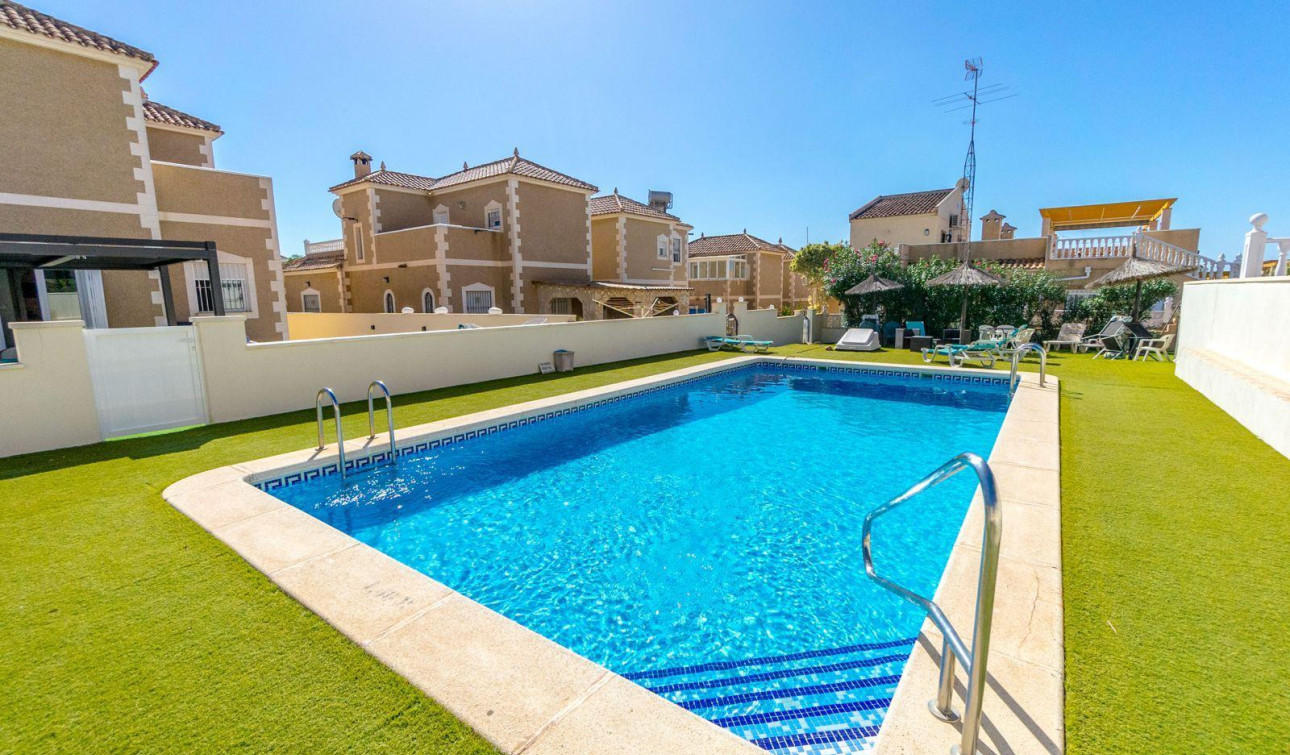 Revente - Maison de ville - Orihuela Costa - Las Filipinas