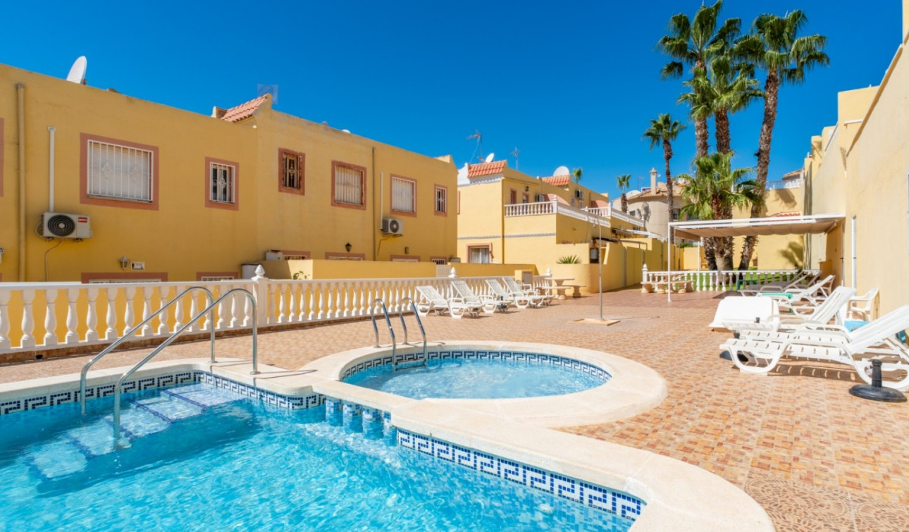 Revente - Maison de ville - Orihuela Costa - Las Filipinas