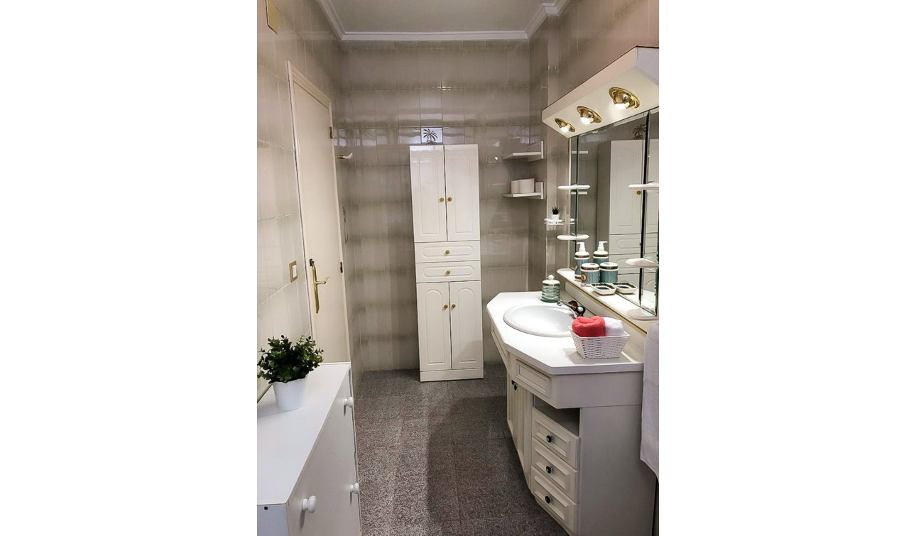 Revente - Maison de ville - Santa Pola