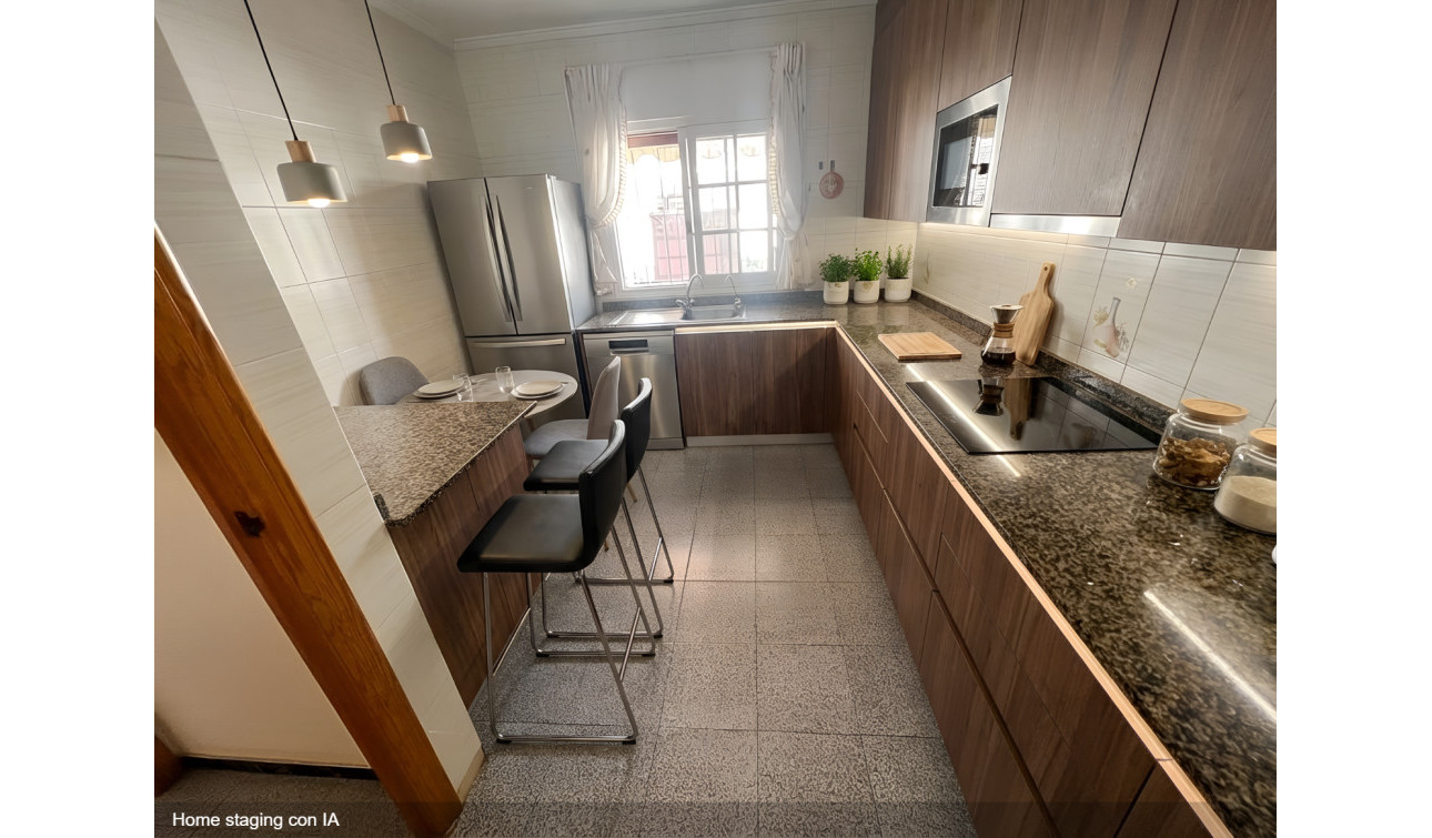 Revente - Maison de ville - Santa Pola