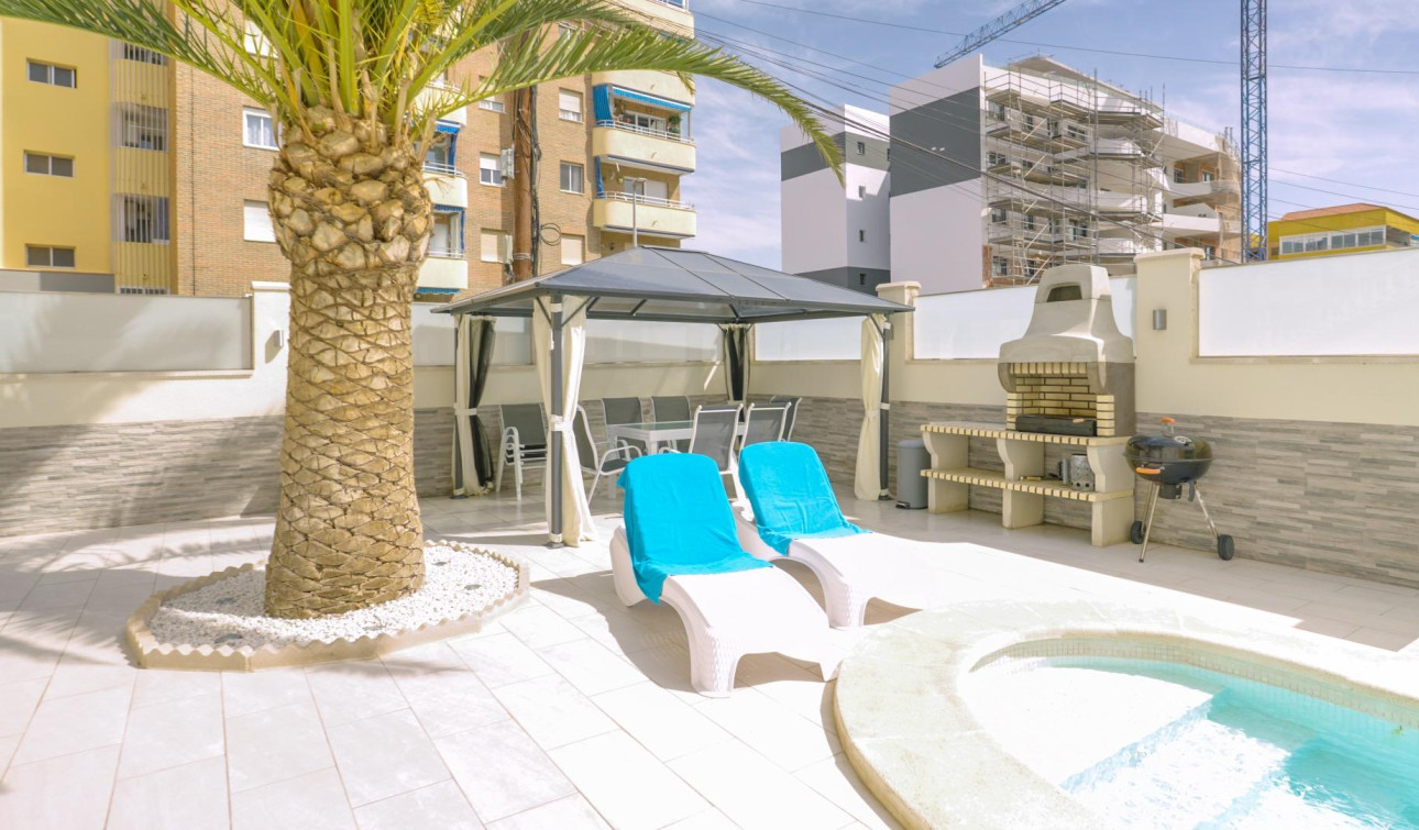 Revente - Maison de ville - Torrevieja - Punta prima
