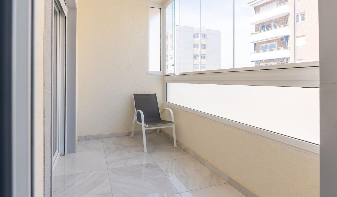 Revente - Maison de ville - Torrevieja - Punta prima