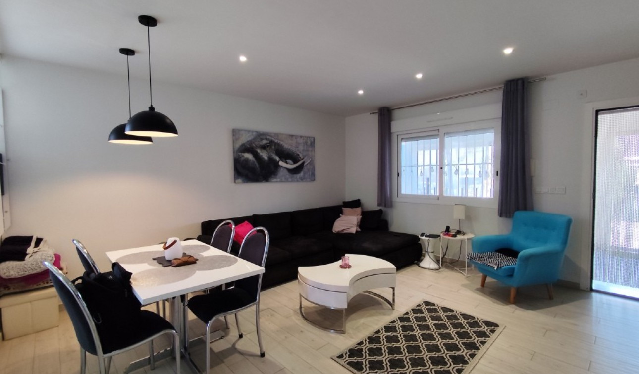 Revente - Maison de ville - Torrevieja