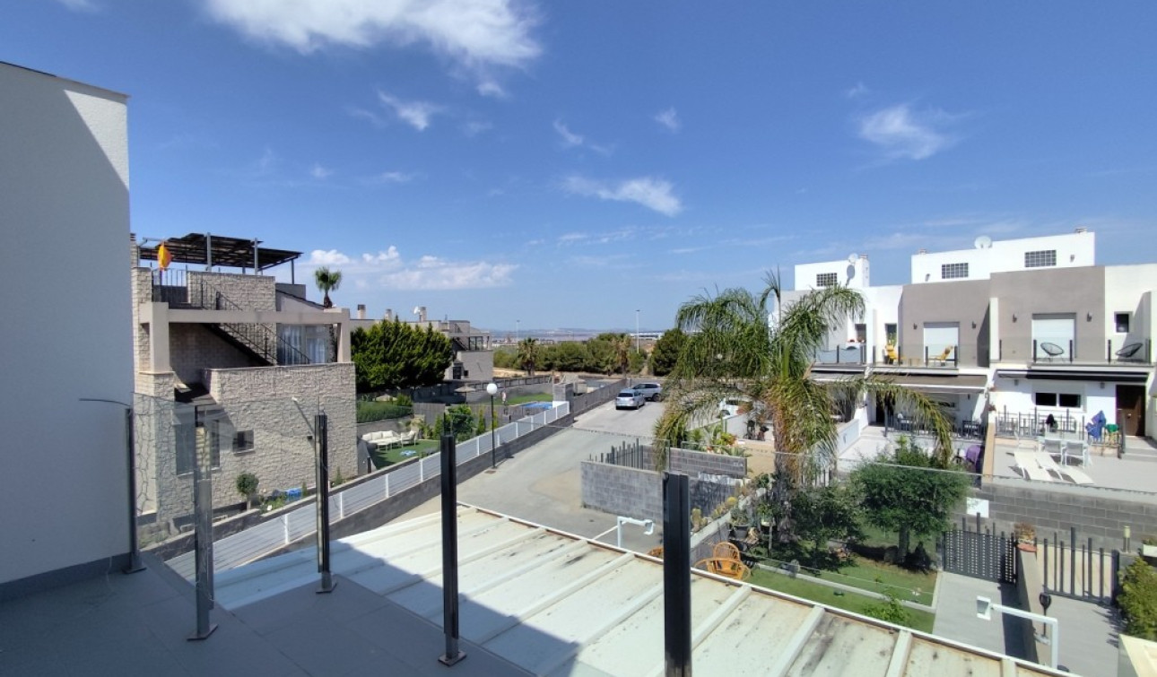 Revente - Maison de ville - Torrevieja
