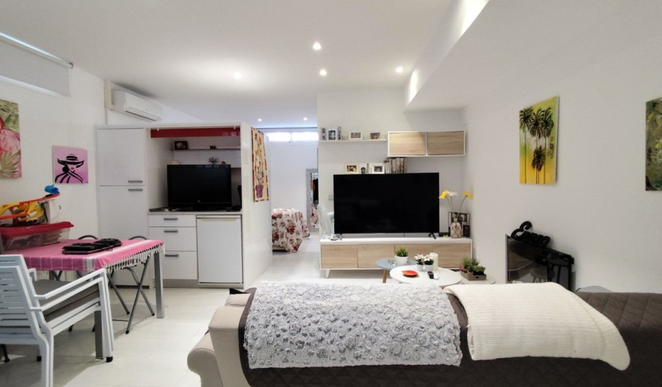Revente - Maison de ville - Torrevieja