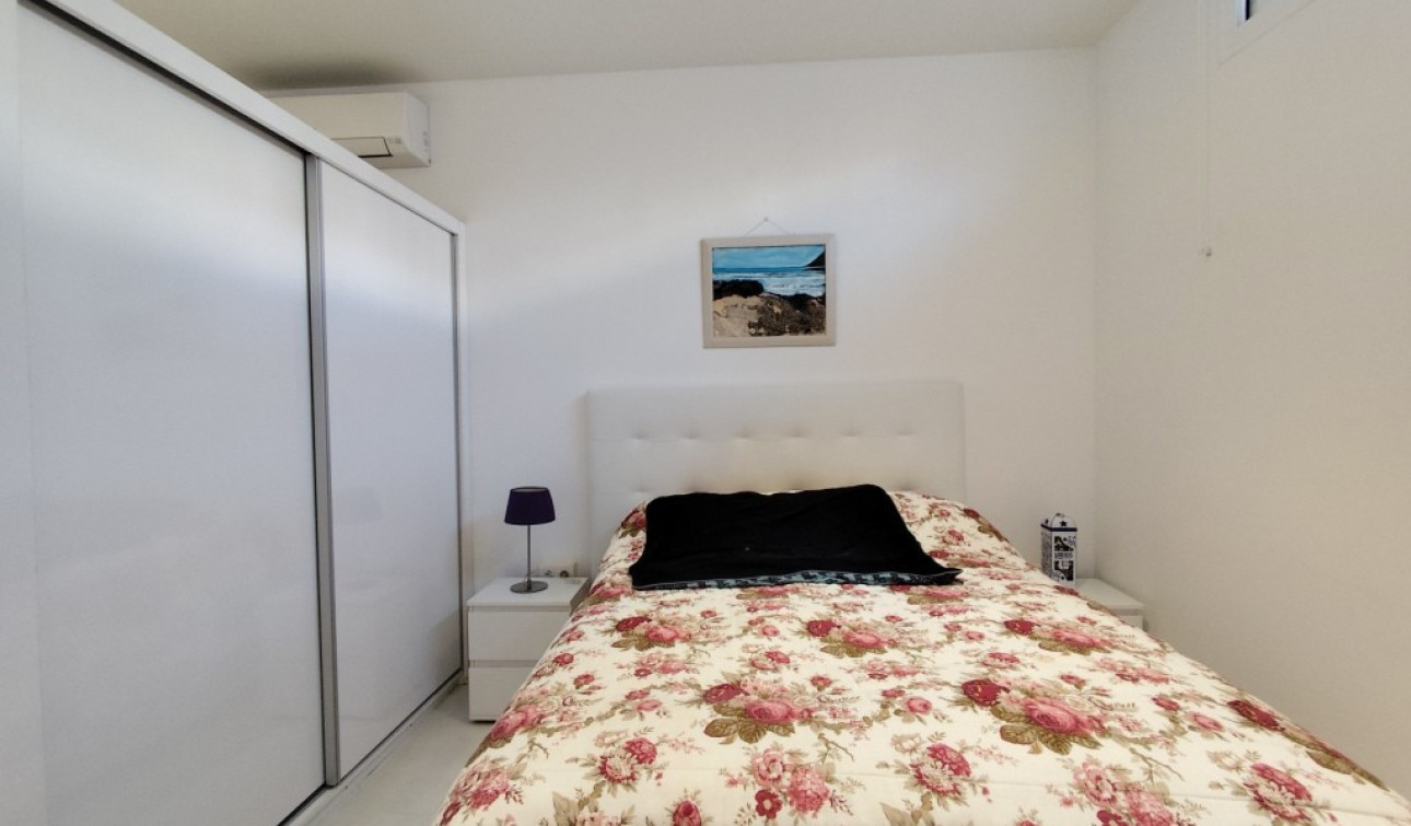 Revente - Maison de ville - Torrevieja