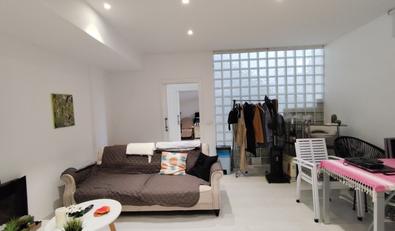 Revente - Maison de ville - Torrevieja