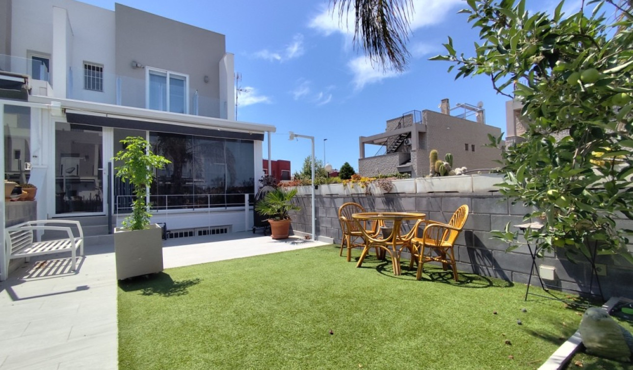 Revente - Maison de ville - Torrevieja